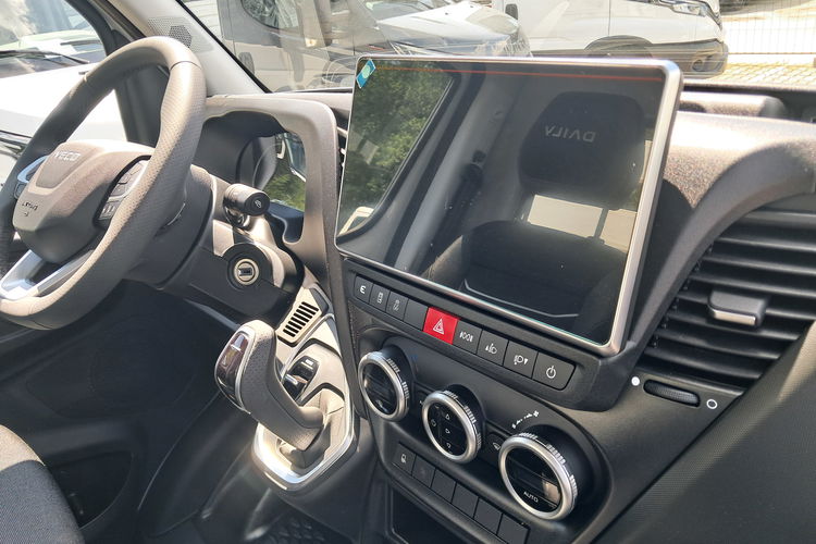 IVECO Daily 35S18HA8 zdjęcie 14