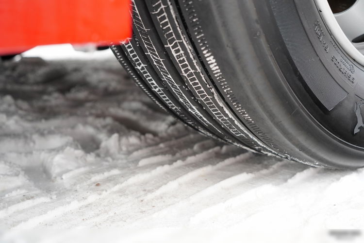 Volvo FH 460 / ZESTAW TANDEM / 120 M3 / PRZEJAZDOWY / KLIMA POSTOJOWA  / OŚ PODNOSZONA SKRĘTNA / WIELTON  2021 ROK / 6x2 zdjęcie 37