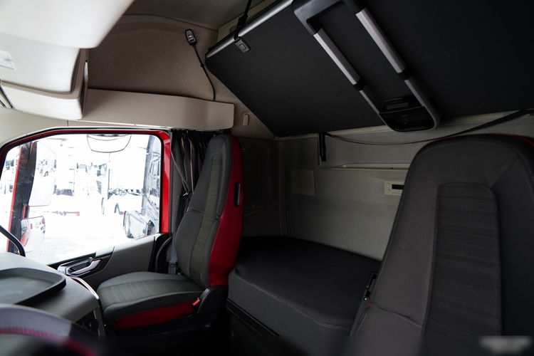 Volvo FH 460 / ZESTAW TANDEM / 120 M3 / PRZEJAZDOWY / KLIMA POSTOJOWA  / OŚ PODNOSZONA SKRĘTNA / WIELTON  2021 ROK / 6x2 zdjęcie 49