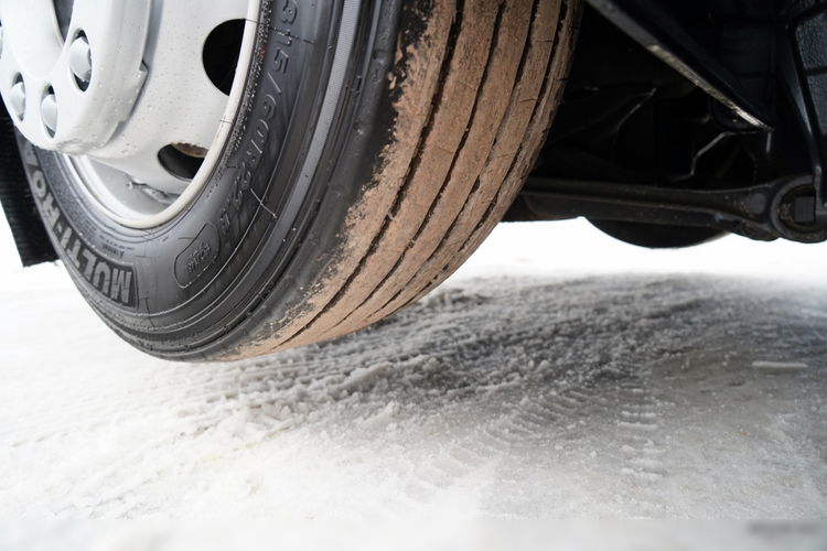 Volvo FH 460 / FIRANKA 7.45 M / SOLÓWKA / I-SAVE / KLIMATYZACJA POSTOJOWA / OŚ PODNOSZONA I SKRĘTNA / 6x2 zdjęcie 19