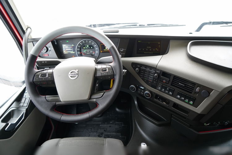 Volvo FH 460 / FIRANKA 7.45 M / SOLÓWKA / I-SAVE / KLIMATYZACJA POSTOJOWA / OŚ PODNOSZONA I SKRĘTNA / 6x2 zdjęcie 36