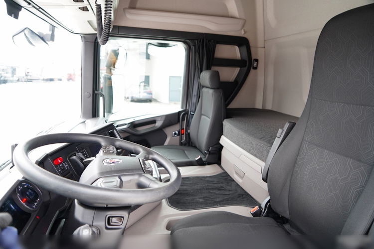 Scania P 280 / SOLÓWKA / FIRANKA - 7.70 M / 4X2  / WECON /  DACH PODNOSZONY / 2022 zdjęcie 31