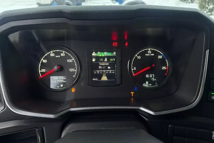 Scania R410 zdjęcie 35