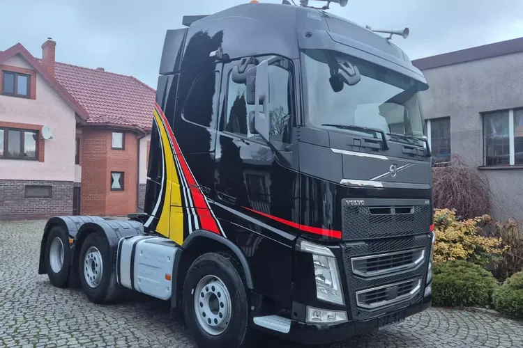 Volvo FH GLOBETROTTER zdjęcie 3
