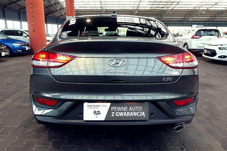 Hyundai i30 FASTBACK AUTOMAT 160KM Navi+Kamera+Led 1WŁ KRAJOWY 100% Bezwypadk F23% zdjęcie 57