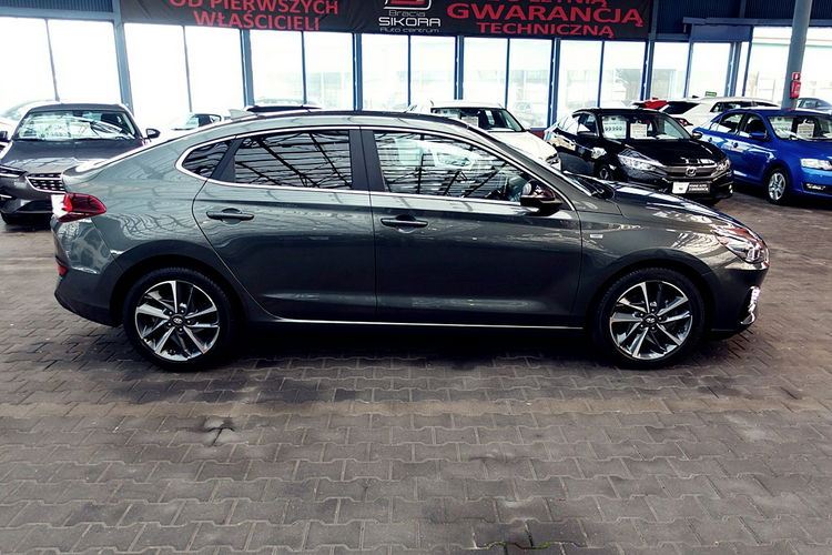 Hyundai i30 FASTBACK AUTOMAT 160KM Navi+Kamera+Led 1WŁ KRAJOWY 100% Bezwypadk F23% zdjęcie 71