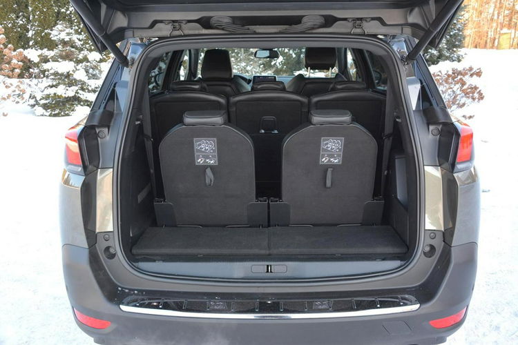 Peugeot 5008 GT 7-Foteli Focal Skóry Radar ACC Full led Masaże Navi Panorama Kamera zdjęcie 16