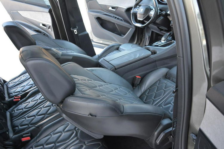 Peugeot 5008 GT 7-Foteli Focal Skóry Radar ACC Full led Masaże Navi Panorama Kamera zdjęcie 19