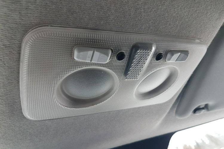 Iveco Daily 3.0 CHŁODNIA 8EP IZOTERMA AGREGAT 4.07x2.05x1.99 FUNKCJA GRZANIA zdjęcie 38