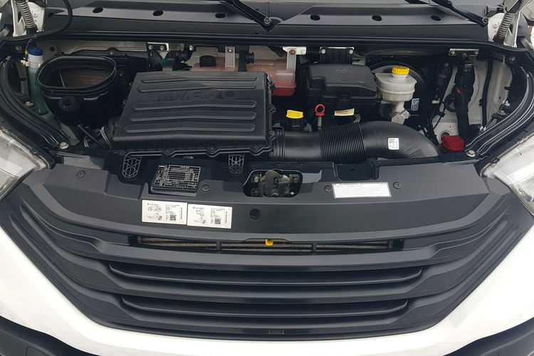 Iveco Daily 3,0 CHŁODNIA 8EP IZOTERMA AGREGAT 4,07x2,05x1,99 FUNKCJA GRZANIA zdjęcie 14