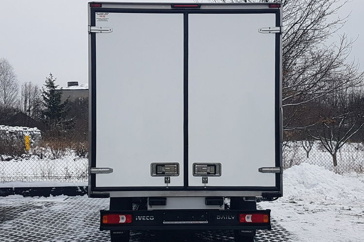 Iveco Daily 3,0 CHŁODNIA 8EP IZOTERMA AGREGAT 4,07x2,05x1,99 FUNKCJA GRZANIA zdjęcie 15