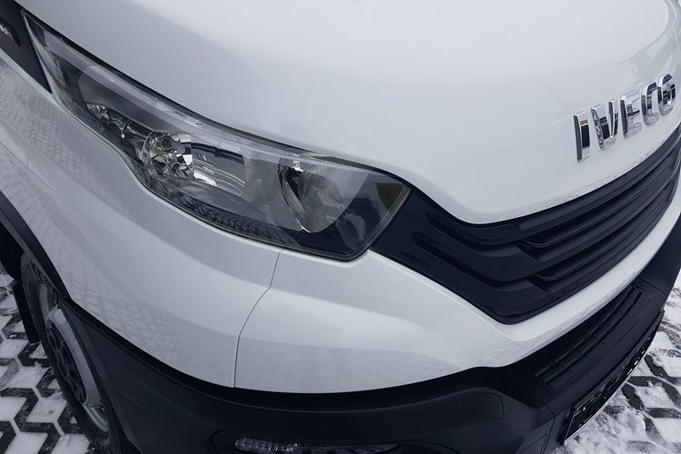 Iveco Daily 3,0 CHŁODNIA 8EP IZOTERMA AGREGAT 4,07x2,05x1,99 FUNKCJA GRZANIA zdjęcie 36