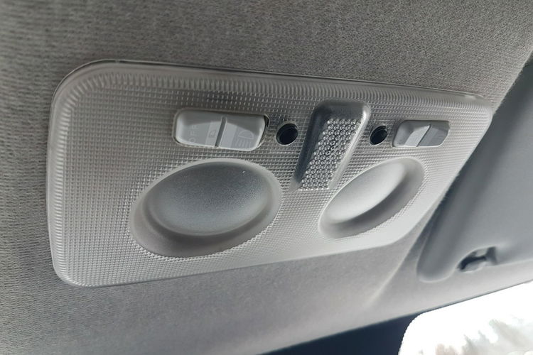 Iveco Daily 3,0 CHŁODNIA 8EP IZOTERMA AGREGAT 4,07x2,05x1,99 FUNKCJA GRZANIA zdjęcie 38