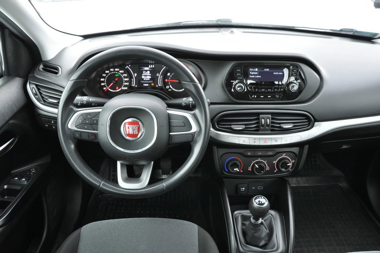 Fiat Tipo 1.4 B 95KM Manual 6-G SalonPL 1wł Czujniki Park. Klimatyzacja Gwar. zdjęcie 17