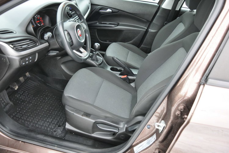 Fiat Tipo 1.4 B 95KM Manual 6-G SalonPL 1wł Czujniki Park. Klimatyzacja Gwar. zdjęcie 9