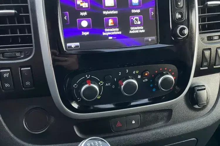 Renault Trafic zdjęcie 10