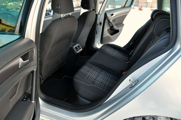 Volkswagen Golf 2.0TDI(150KM)*Lounge*Duża Navi*Welur*Chrom*2xParktr*I Wł*Alu16"ASO zdjęcie 21
