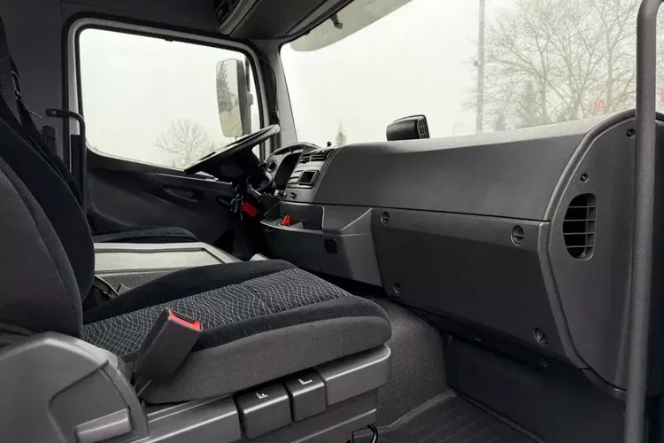 Mercedes ATEGO 1224 kontener 8.8 m- 22 euro palety zdjęcie 16