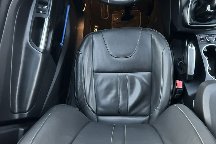 Ford Kuga Titanium zdjęcie 13