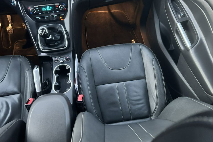 Ford Kuga Titanium zdjęcie 15