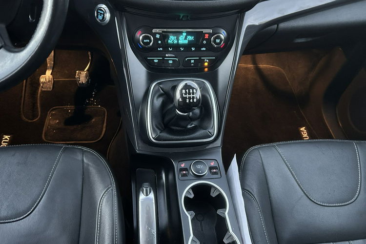 Ford Kuga Titanium zdjęcie 16