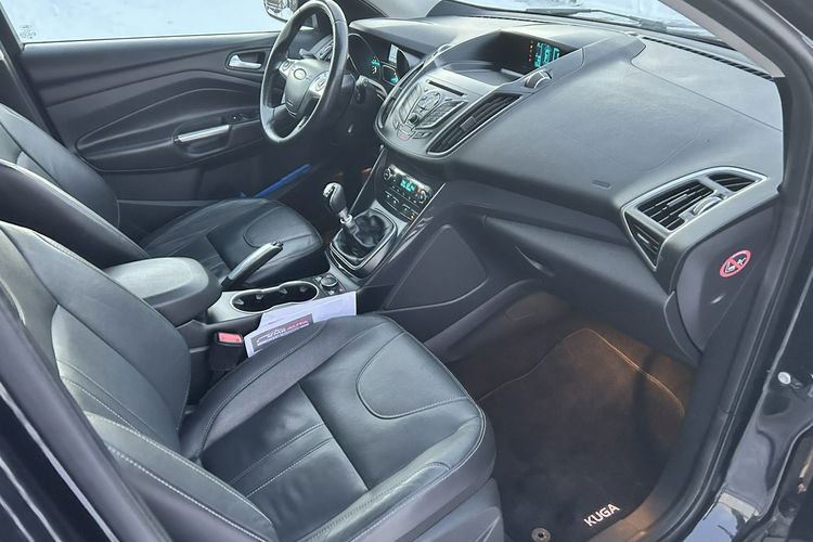 Ford Kuga Titanium zdjęcie 19