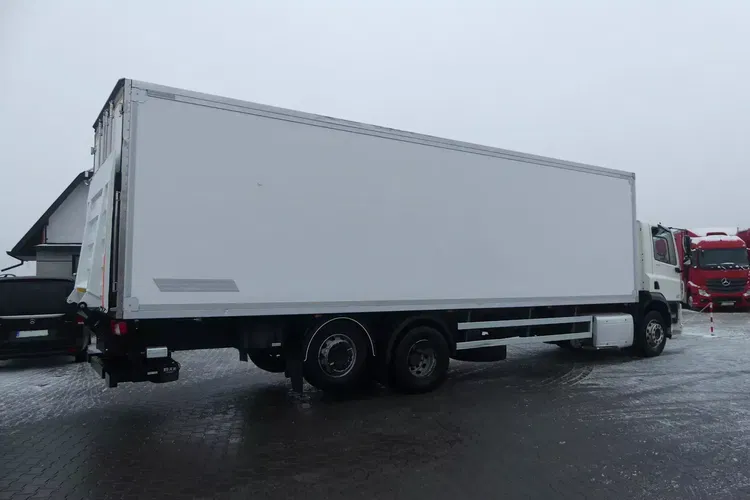 DAF CF 370 / 6x2 / CHŁODNIA 9.40 + WINDA / EURO 6 / CARRIER SUPRA 850 / zdjęcie 13