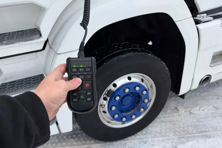 S500 standard z Niemiec full opcja cała na poduszkach tv mikrofala Klima led Kontrakt scania zdjęcie 32