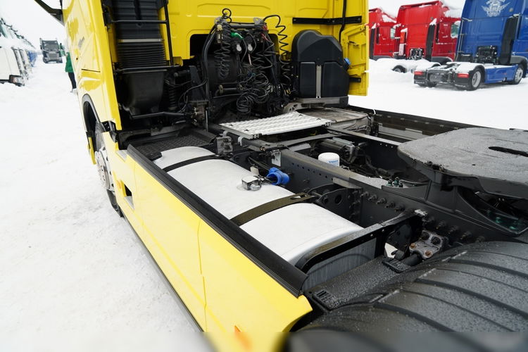 Volvo FH 500 / HYDRAULIKA / KLIMA POSTOJOWA / I-SHIFT / ALUFELGI  zdjęcie 13