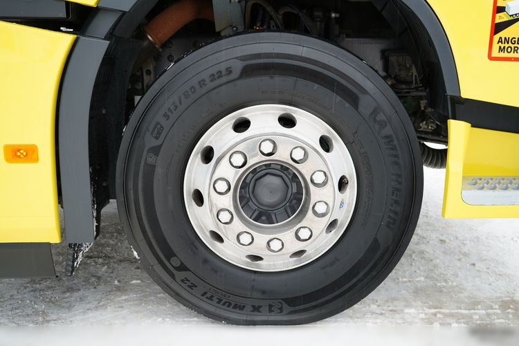 Volvo FH 500 / HYDRAULIKA / KLIMA POSTOJOWA / I-SHIFT / ALUFELGI  zdjęcie 17