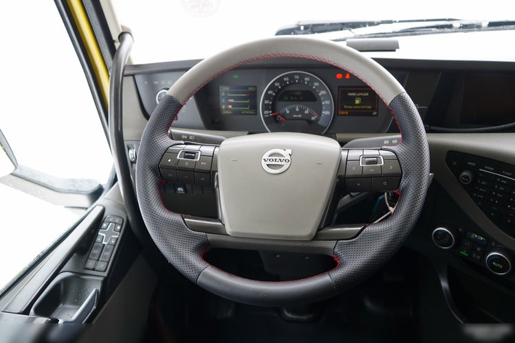 Volvo FH 500 / HYDRAULIKA / KLIMA POSTOJOWA / I-SHIFT / ALUFELGI  zdjęcie 27