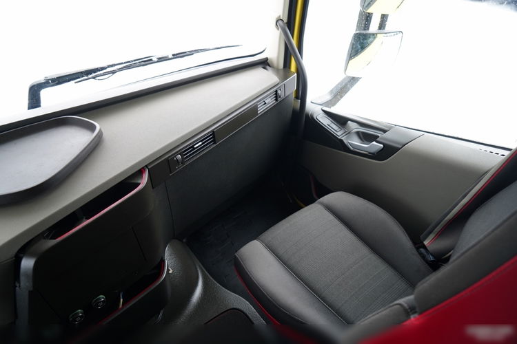 Volvo FH 500 / HYDRAULIKA / KLIMA POSTOJOWA / I-SHIFT / ALUFELGI  zdjęcie 31
