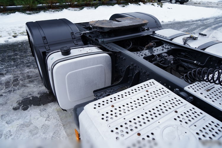 Mercedes ACTROS 1845 / HYDRAULIKA / NISKA KABINA  zdjęcie 17