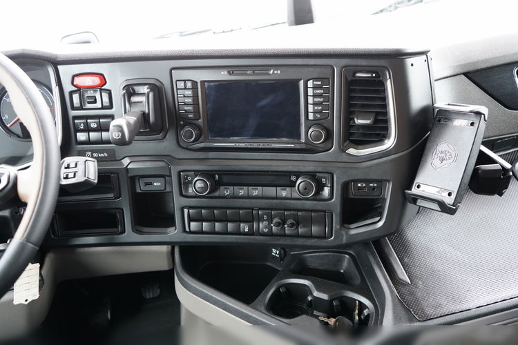 Scania R 450 / RETARDER / HYDRAULIKA /  KLIMATYZACJA POSTOJOWA / zdjęcie 31