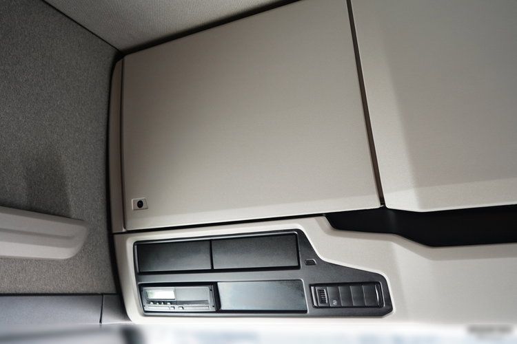 Scania R 450 / RETARDER / HYDRAULIKA /  KLIMATYZACJA POSTOJOWA / zdjęcie 34