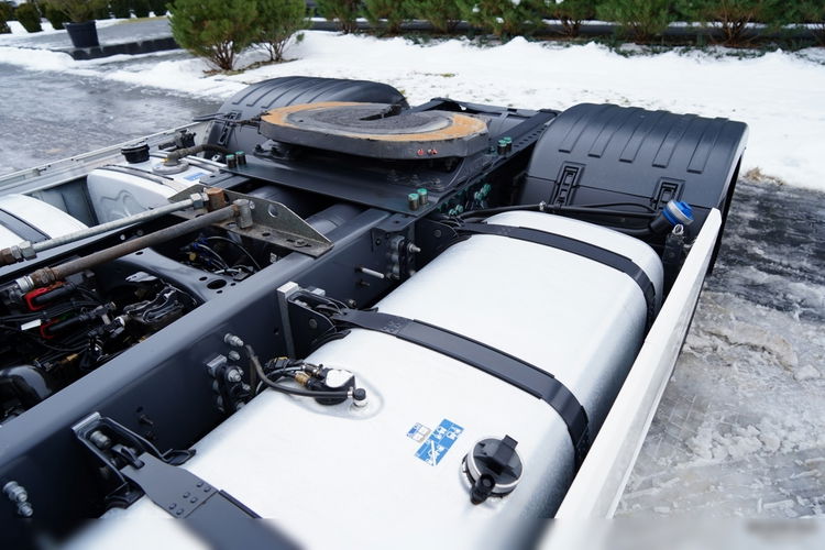 Scania R 450 / HYDRAULIKA / RETARDER /  KLIMA POSTOJOWA /  PO ZŁOTYM KONTRAKCIE / 2 ZBIORNIKI PALIWA  zdjęcie 12