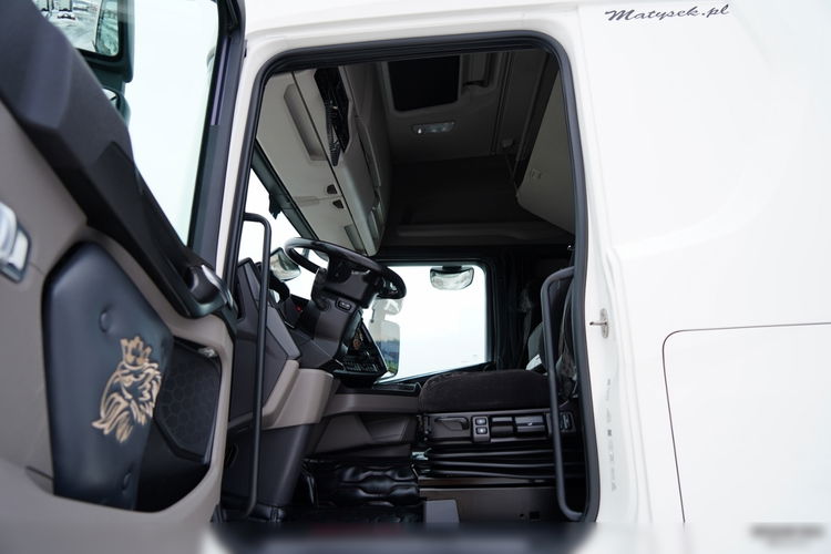 Scania R 450 / HYDRAULIKA / RETARDER /  KLIMA POSTOJOWA /  PO ZŁOTYM KONTRAKCIE / 2 ZBIORNIKI PALIWA  zdjęcie 25