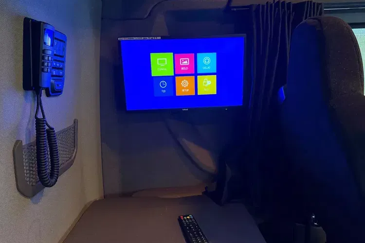 Scania S450 2020/21 ASO TV cała na poduszce z Niemiec zdjęcie 34