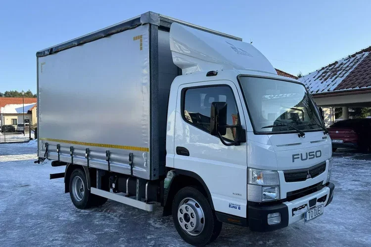 Mitsubishi Fuso zdjęcie 31
