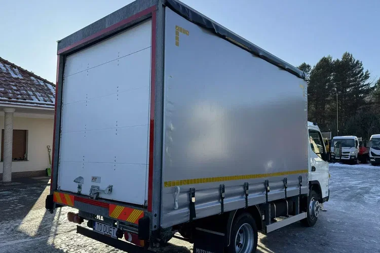 Mitsubishi Fuso zdjęcie 35