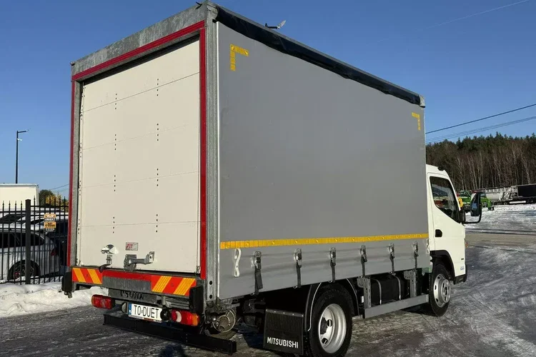 Mitsubishi Fuso zdjęcie 6