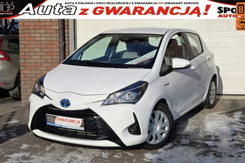 Toyota Yaris Hybrid 100 KM , Premium E-Cvt, Nawigacja, Salon PL, I WŁ, Serwis ASO, 