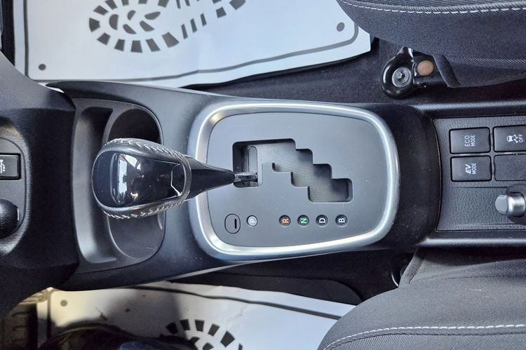 Toyota Yaris Hybrid 100 KM , Premium E-Cvt, Nawigacja, Salon PL, I WŁ, Serwis ASO, zdjęcie 24