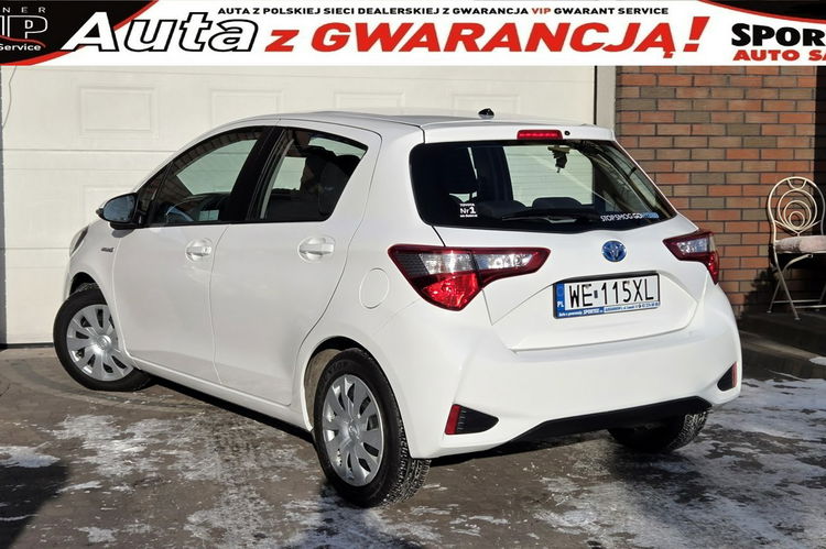 Toyota Yaris Hybrid 100 KM , Premium E-Cvt, Nawigacja, Salon PL, I WŁ, Serwis ASO, zdjęcie 6