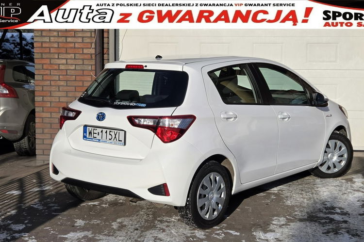 Toyota Yaris Hybrid 100 KM , Premium E-Cvt, Nawigacja, Salon PL, I WŁ, Serwis ASO, zdjęcie 8