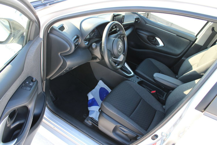 Toyota Yaris Hybrid 1.5 Comfort Kamera zdjęcie 13