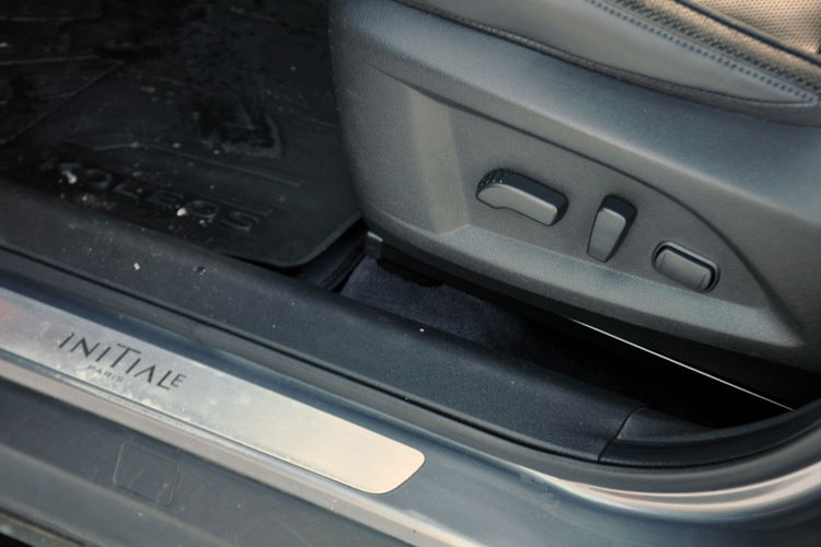 Renault Koleos 2.0dCi(177KM) 4WD Ful Led Navi Kamera Skóry El.Klapa Panorama Alu19Ful zdjęcie 24