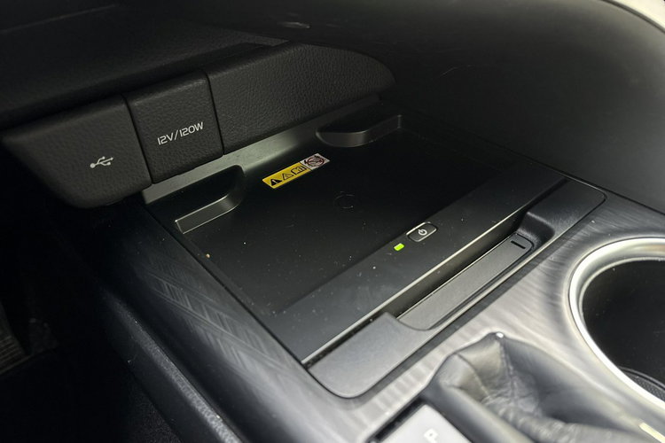 Toyota Camry 2.5 HSD 218KM EXECUTIVE, gwarancja, FV23% zdjęcie 22