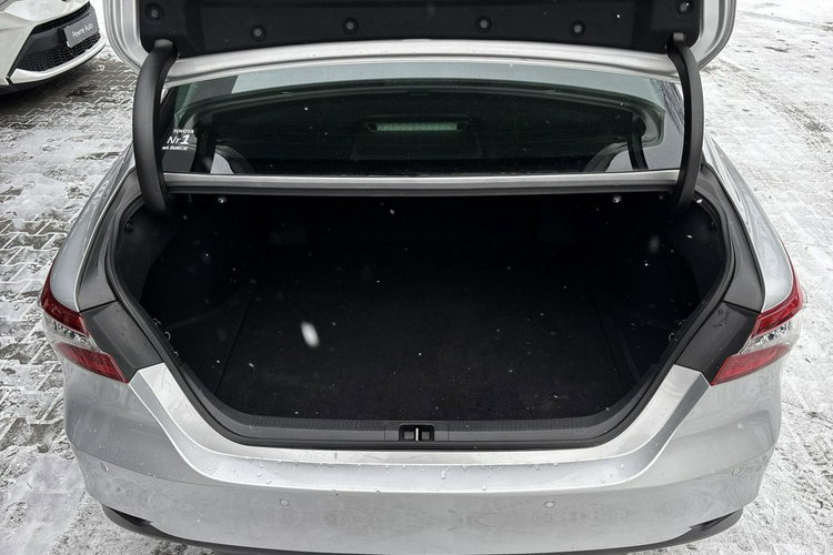 Toyota Camry 2.5 HSD 218KM EXECUTIVE, gwarancja, FV23% zdjęcie 36