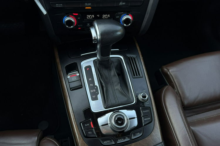 Audi A4 Allroad Quattro, DSG, Klimatronic 3-stref, Martwe pole, Asystent pasa zdjęcie 19